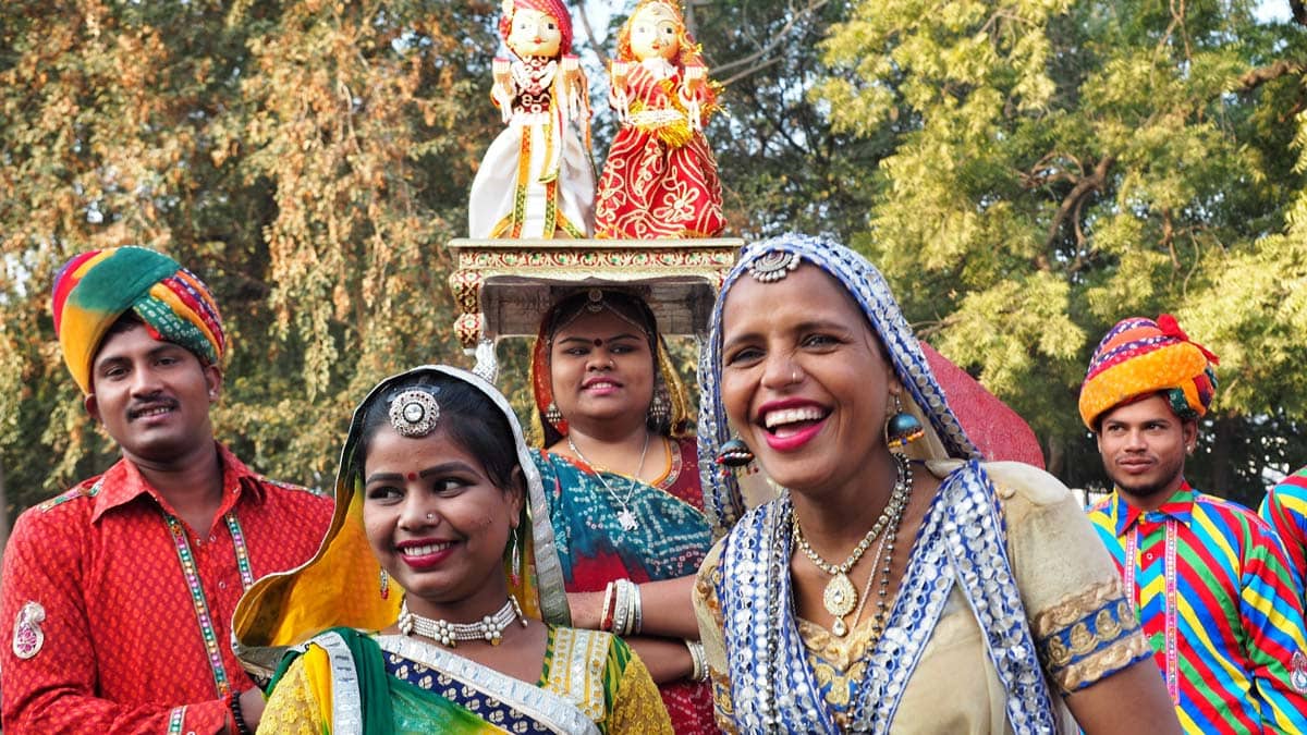 Kadınların din değiştirmesine yasa engeli: 10 yıl hapis cezası alacaklar!