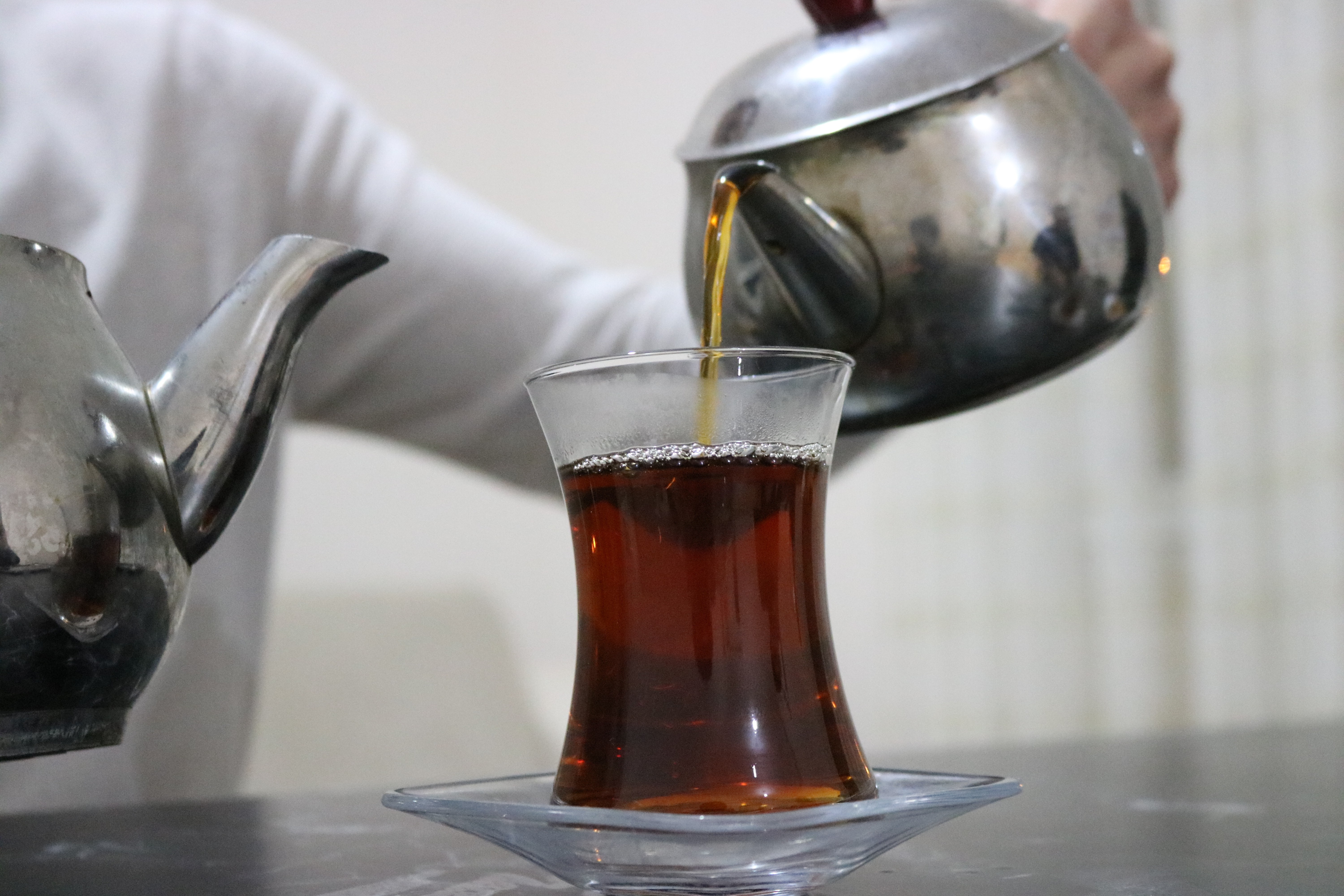 Uzmanlar uyarıyor! Çay yemekten en az 45 dakika sonra tüketilmeli