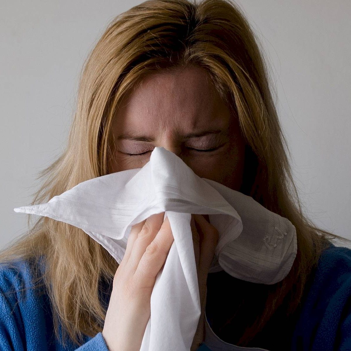 Soğuk algınlığı nedir? Nasıl geçer? Belirtileri nelerdir? Tedavi yöntemi nedir?