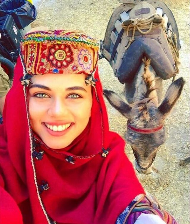 Ünlü oyuncu Seda Tosun'un bir zamanlar kedicik olduğu ortaya çıktı!