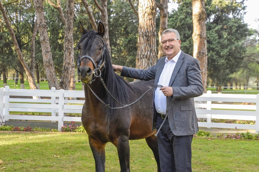 Karacabey Belediyespor'de Fenerbahçe heyecanı yaşanıyor