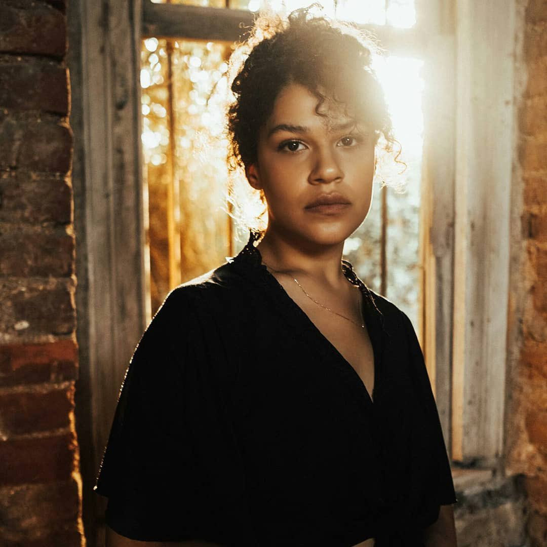 Sihirli Annem'de Defne Joy Foster'ın rolünü kim oynayacak? Tara Mcmillen kimdir?