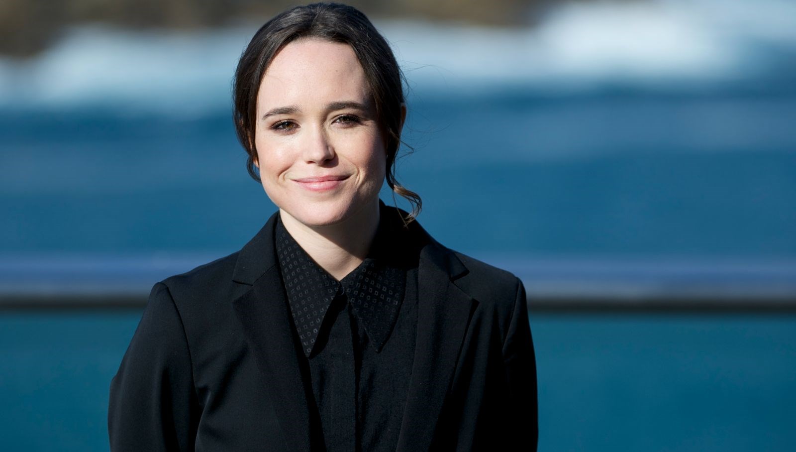 Ellen Page sevenlerini şok eden gerçeği açıkladı! Oyuncunun yeni ismi 'Elliot Page'