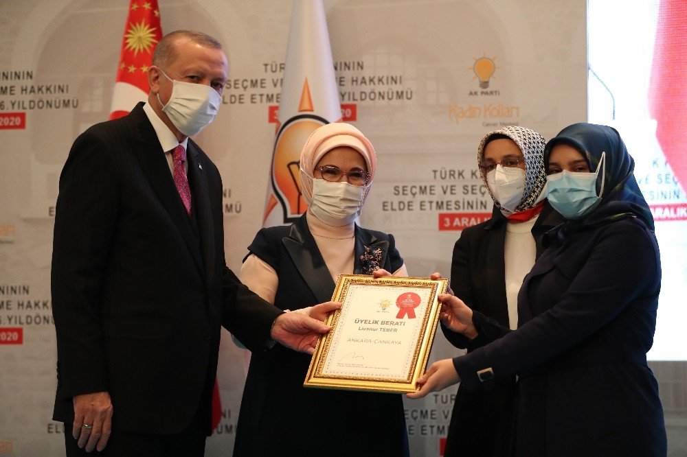 Cumhurbaşkanı Erdoğan: Bizim icraatımızın ulaştığı yere sizin hayalleriniz bile ulaşamaz