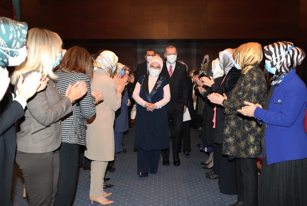 Cumhurbaşkanı Erdoğan: Bizim icraatımızın ulaştığı yere sizin hayalleriniz bile ulaşamaz