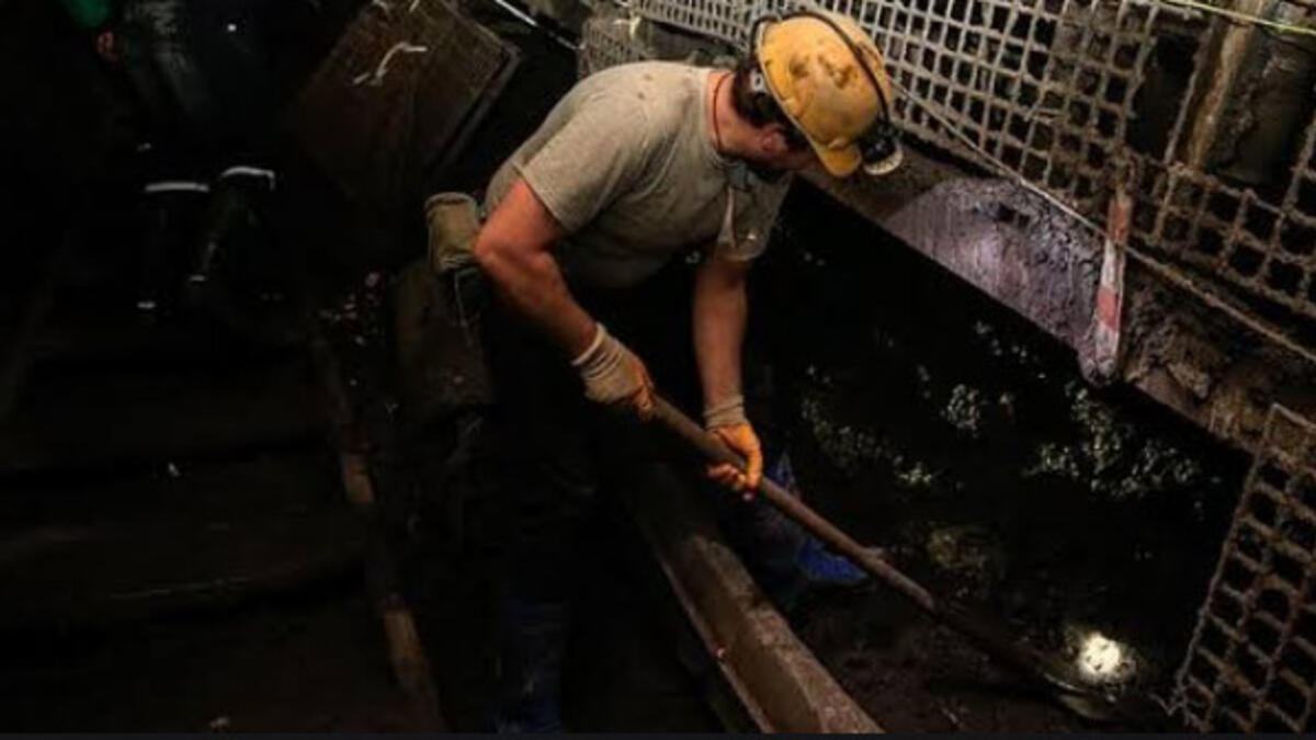 Dünya Madenciler Günü kutlama mesajları | Dünya Madenciler Günü ile ilgili şiirler