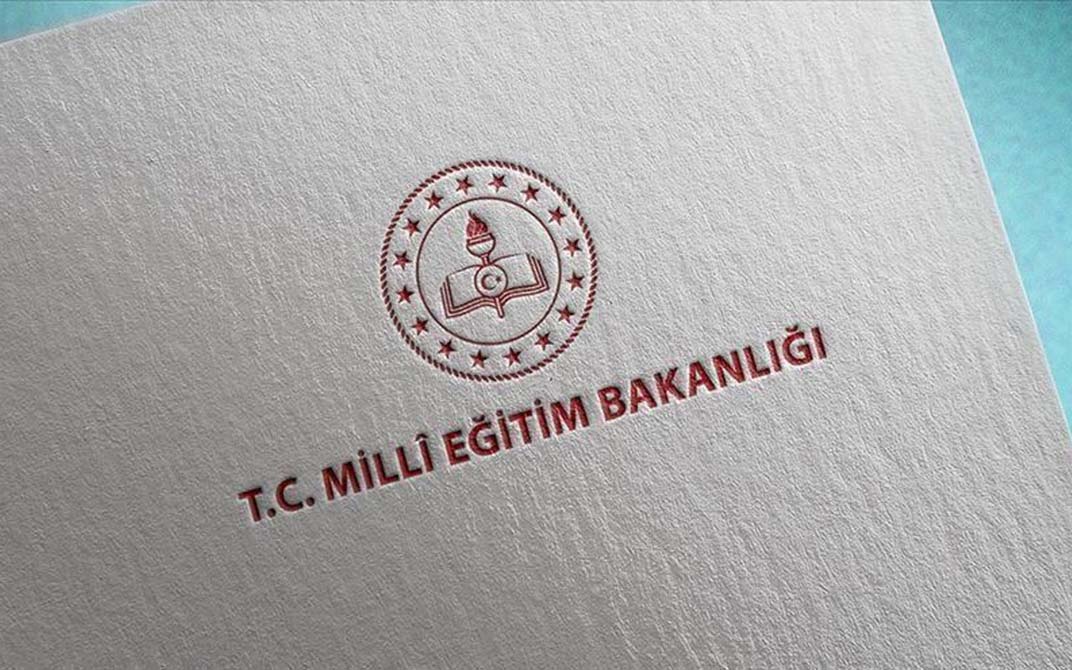 MEB'den öğrencilere dil becerilerini geliştirecek e-kitap: Topaç