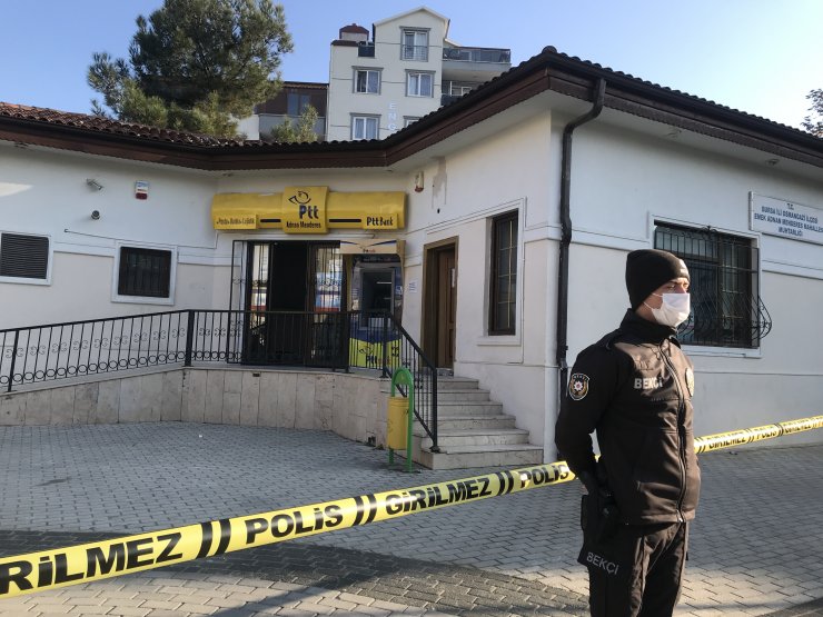 Osmangazi'de PTT şubesinde soygun! 8 bin lirayla kayıplara karıştılar