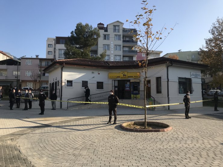 Osmangazi'de PTT şubesinde soygun! 8 bin lirayla kayıplara karıştılar