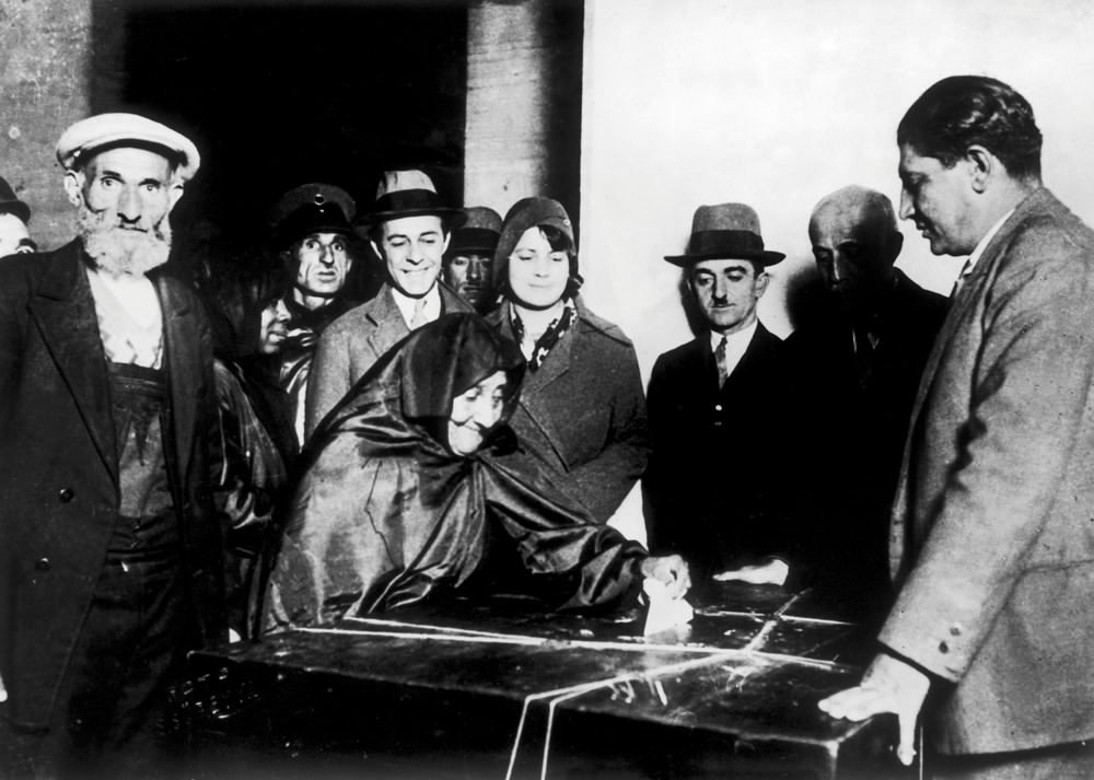 5 Aralık Dünya Kadın Hakları günü nedir? Neden 5 Aralıkta kutlanmaktadır?