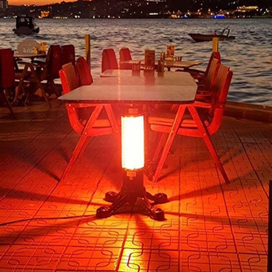 İstanbul'da küçük esnaftan sessiz eylem: Korona değil açlık öldürecek