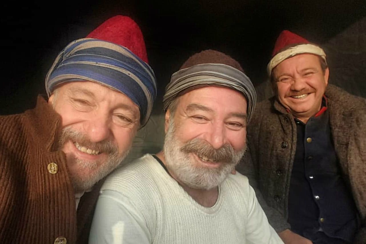 Ünlü oyuncu karakolluk oldu! Akbil basmadan turnikeden geçmeye çalışınca olanlar oldu!