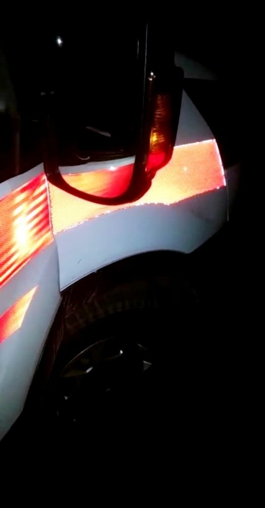 Ambulansa alınmayınca sağlık ekibine saldırdı