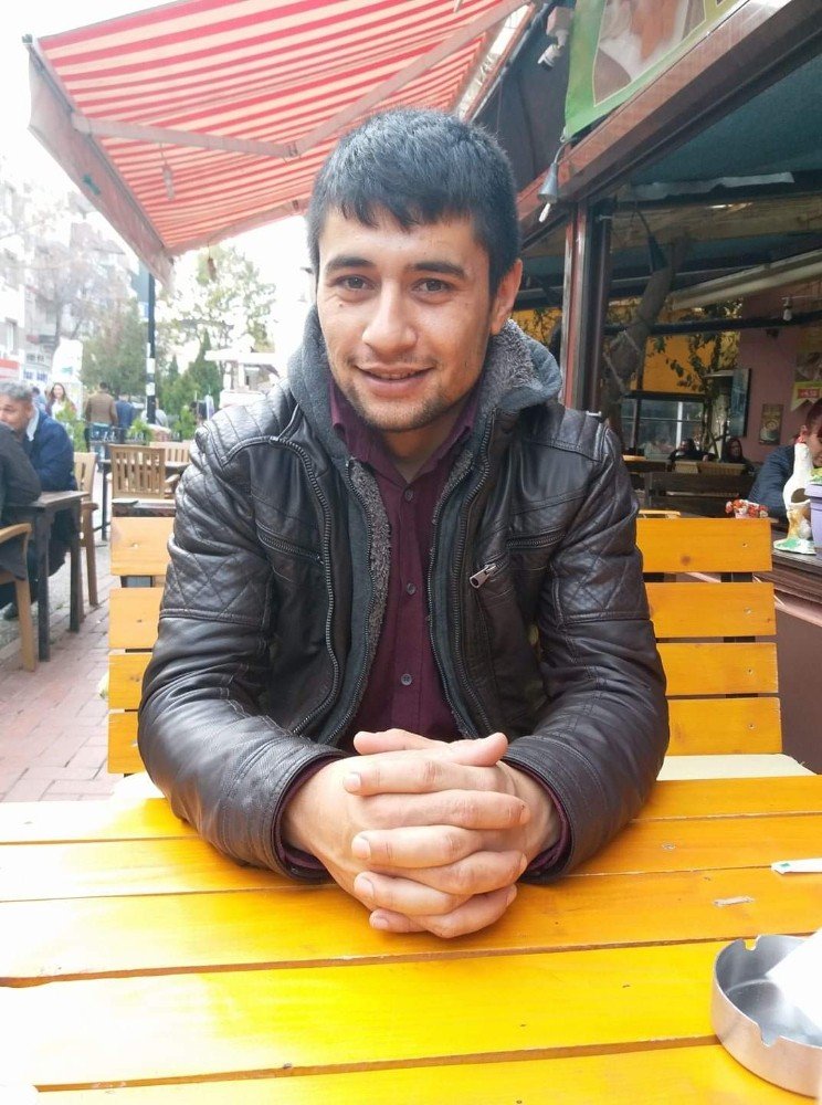 İzmir’de korkunç cinayet: Yazgül Soral'ın cesedi halıya sarılı halde bulundu, babasının cinayetini oğlu üstlenmek istedi