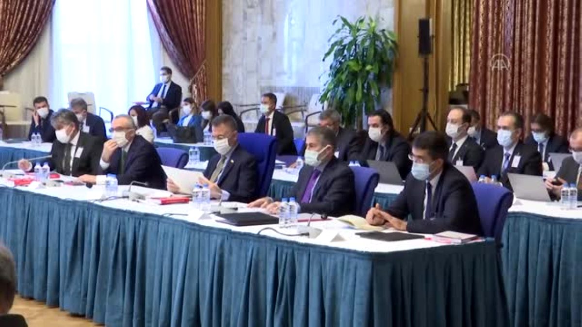 Cumhurbaşkanı Yardımcısı Oktay, 2021 yılı bütçesini TBMM Genel Kurulu'na sundu