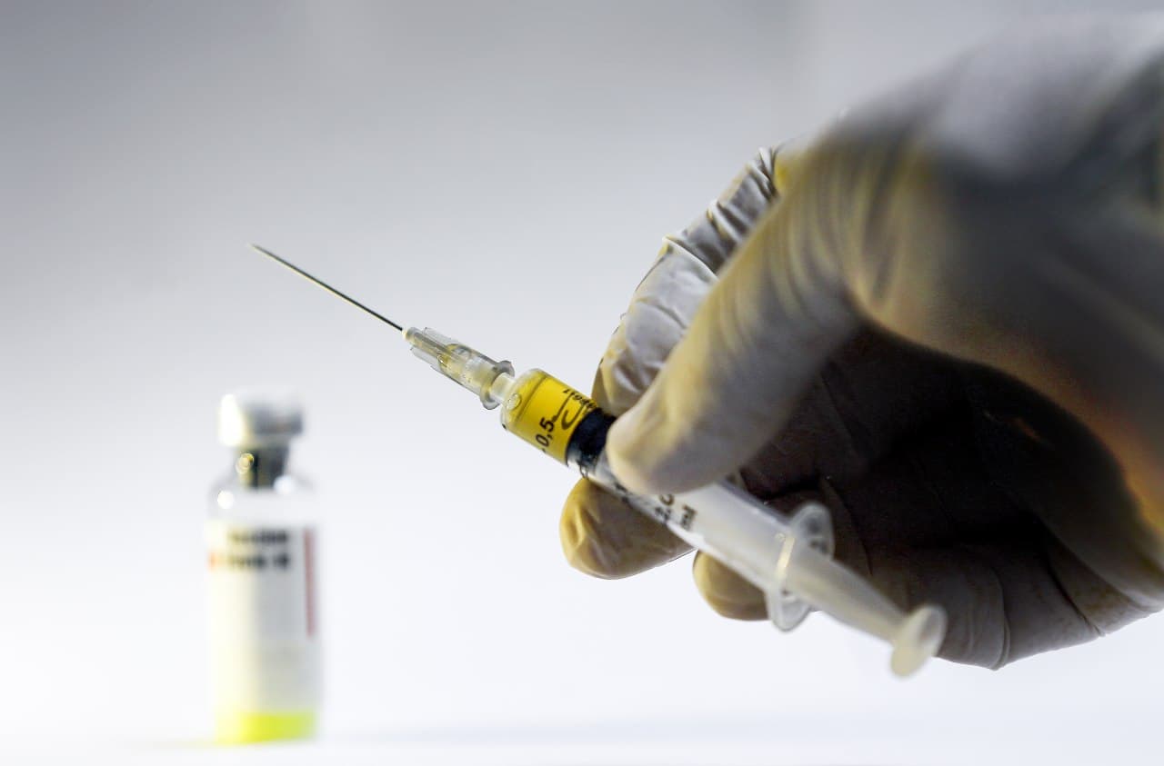 Alman aşısı yan etkileri neler? | Pfizer/BioNTech aşısı yan etkileri 