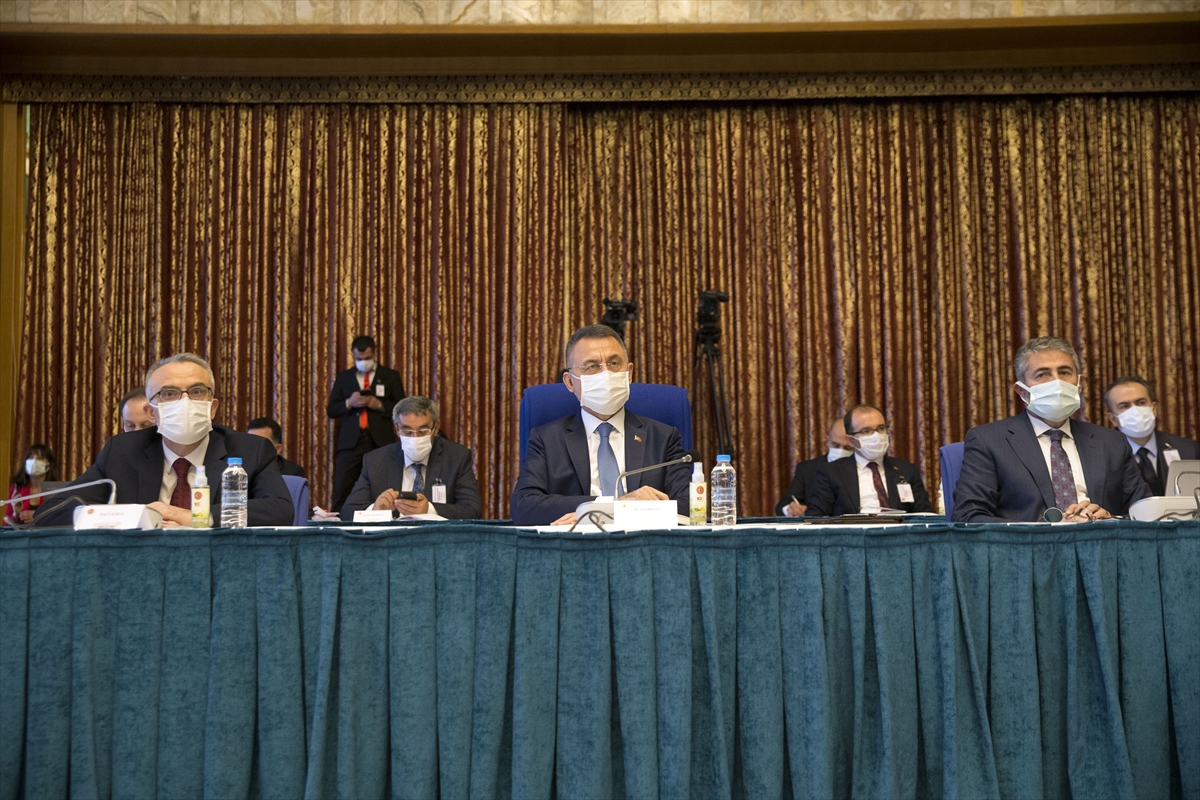 Cumhurbaşkanı Yardımcısı Oktay, 2021 yılı bütçesini TBMM Genel Kurulu'na sundu