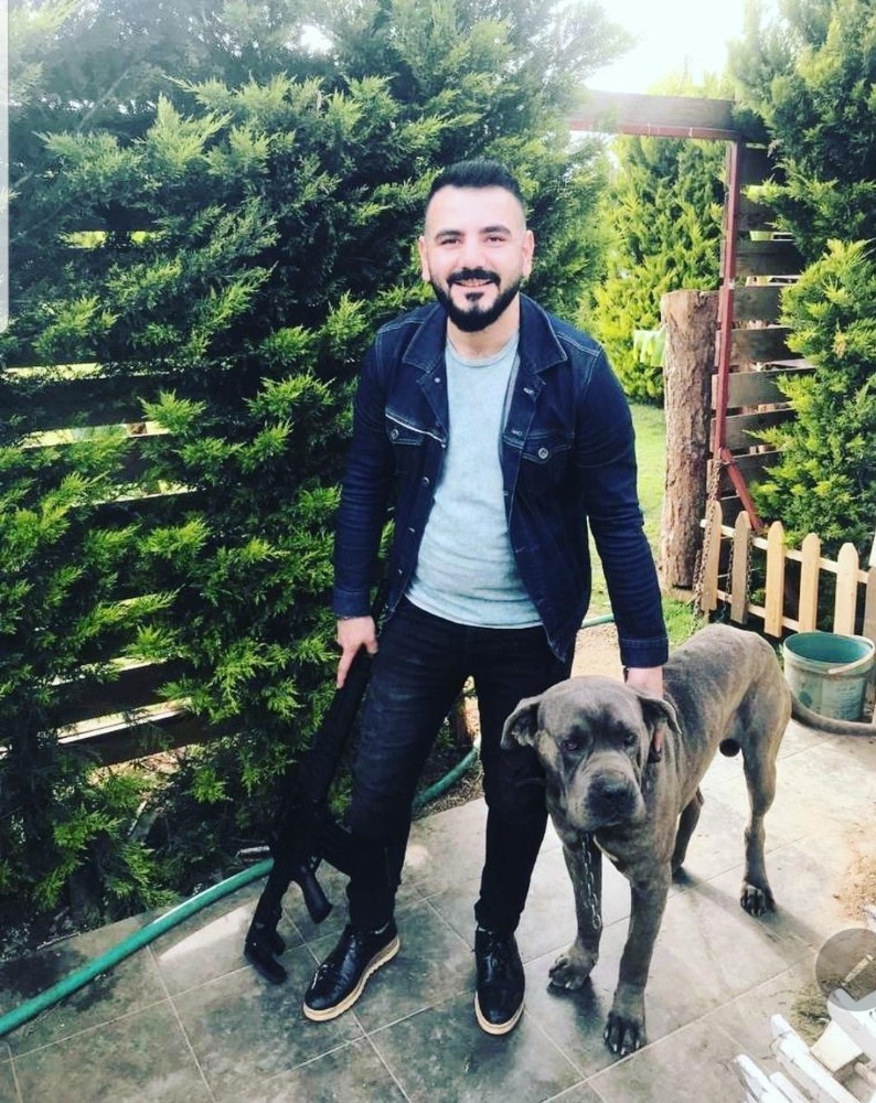 İkiz kardeşler dehşet saçtı! Baba ölü taklidi yaptı, oğlu canından oldu