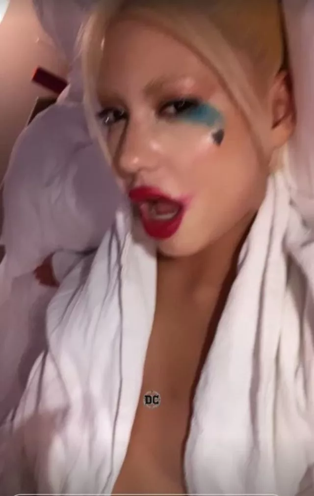 Bahar Candan yine frikik kurbanı oldu! Paylaşımını hemen sildi!