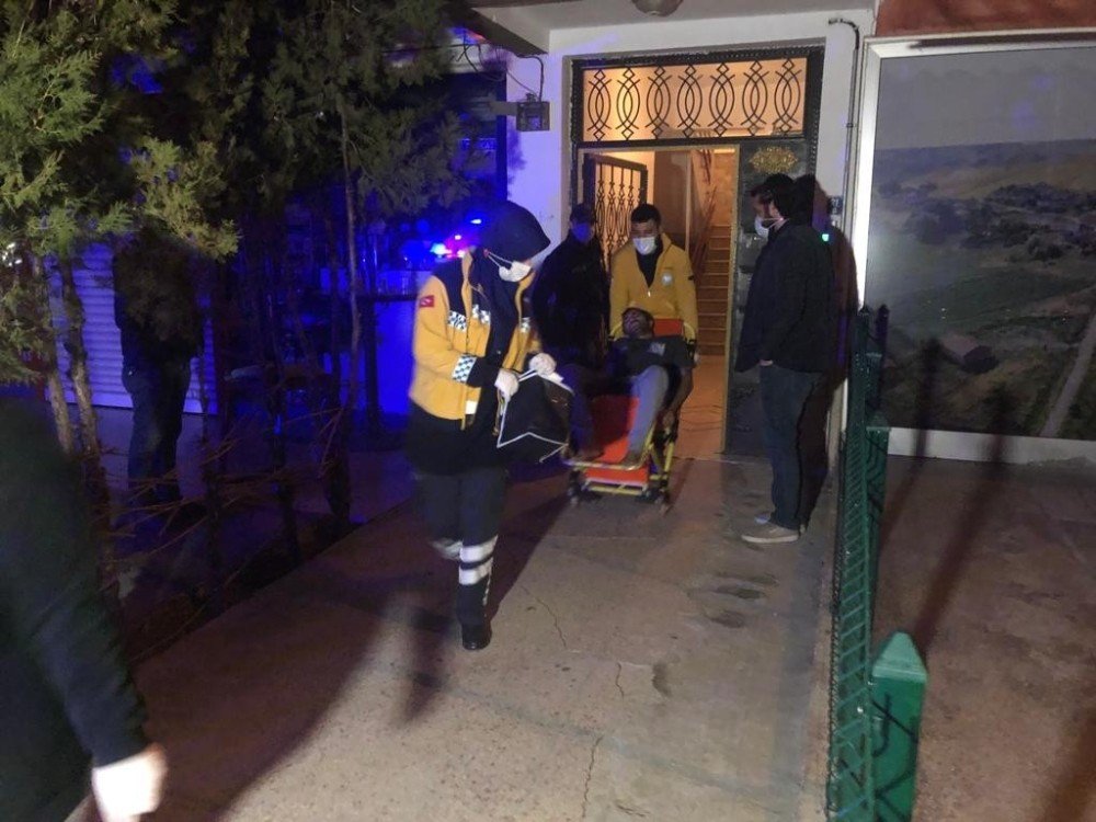 Şişede durduğu gibi durmadı: Alkol alırken kız meselesi yüzünden kavga ettiği arkadaşları, pompalı tüfekle vurdu!