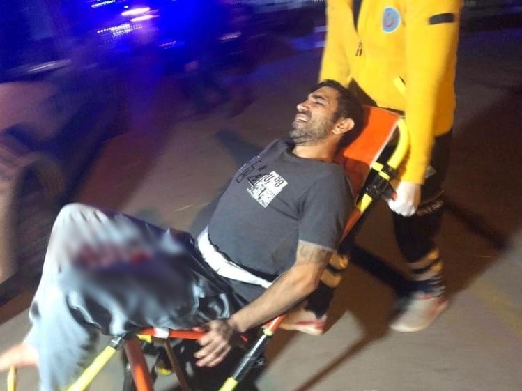 Şişede durduğu gibi durmadı: Alkol alırken kız meselesi yüzünden kavga ettiği arkadaşları, pompalı tüfekle vurdu!