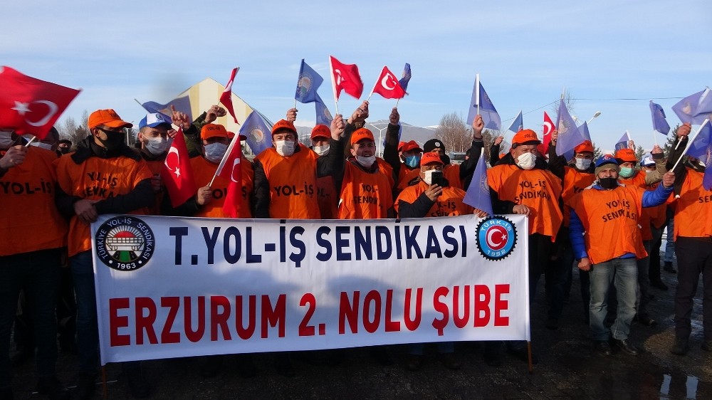 Bakan Soylu, Ardahan’da işten çıkartılan işçiler için destek verdi