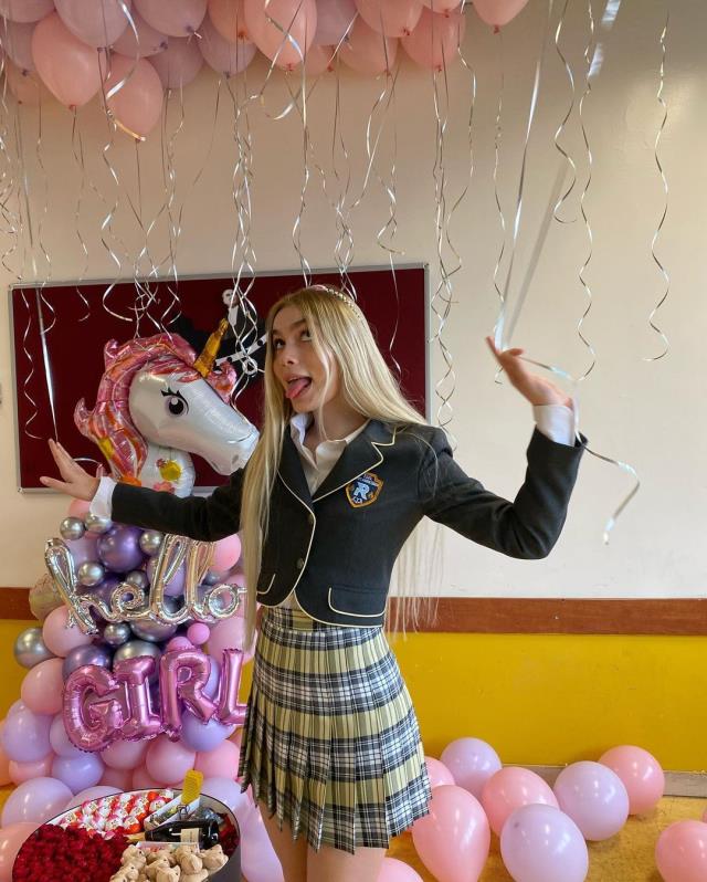 Yeni projesini duyuran Aleyna Tilki, paylaşımıyla takipçilerini ikiye böldü!