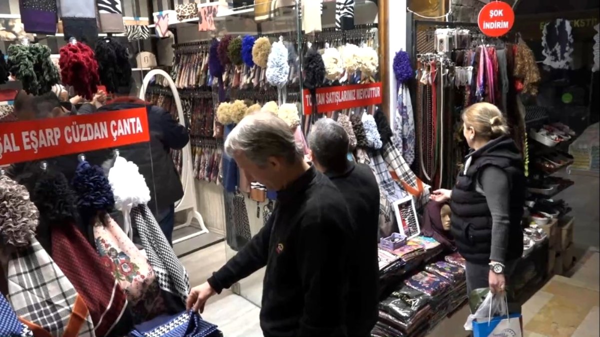 Cumhurbaşkanı Erdoğan'dan esnafa kira müjdesi: 'Yeni düzenlemelere gidiyoruz'