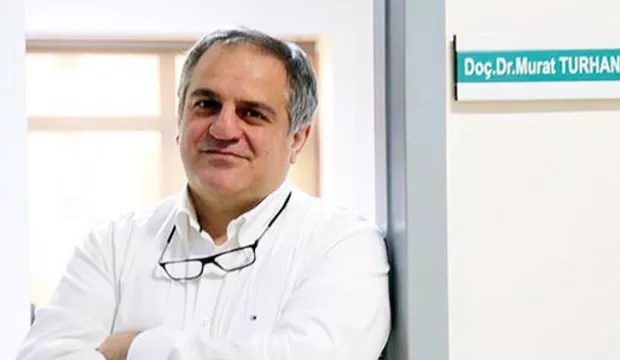 Online sınavda çekilen kopya yönetimi profesörü bile şaşırttı: James Bond filmi gibi