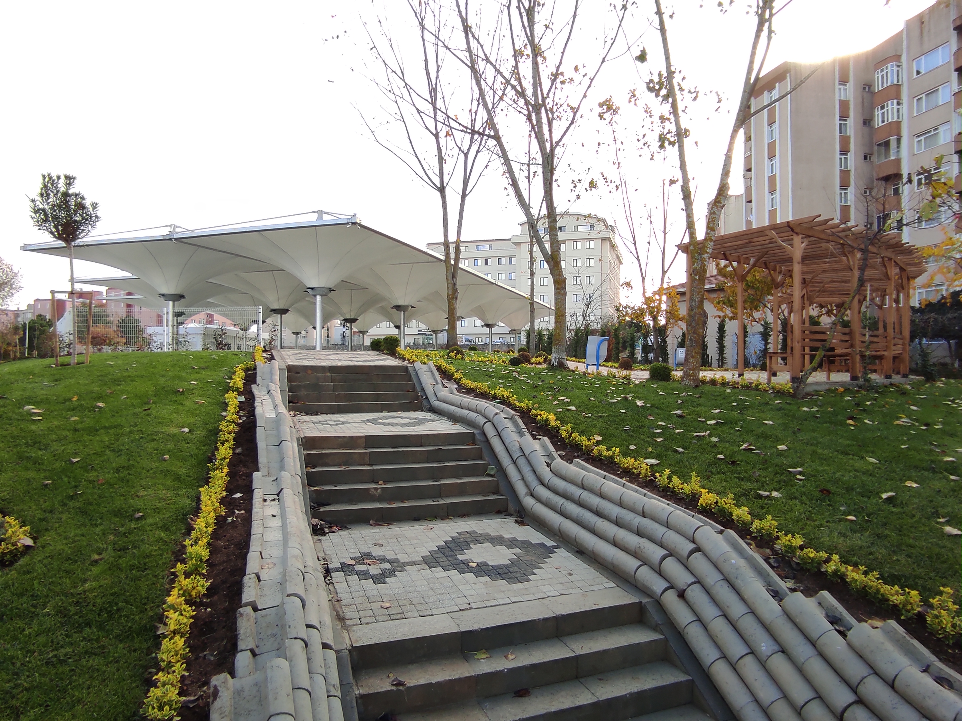 Yenişehir Kapalı Semt Pazarı Pendik'te hizmete başladı!