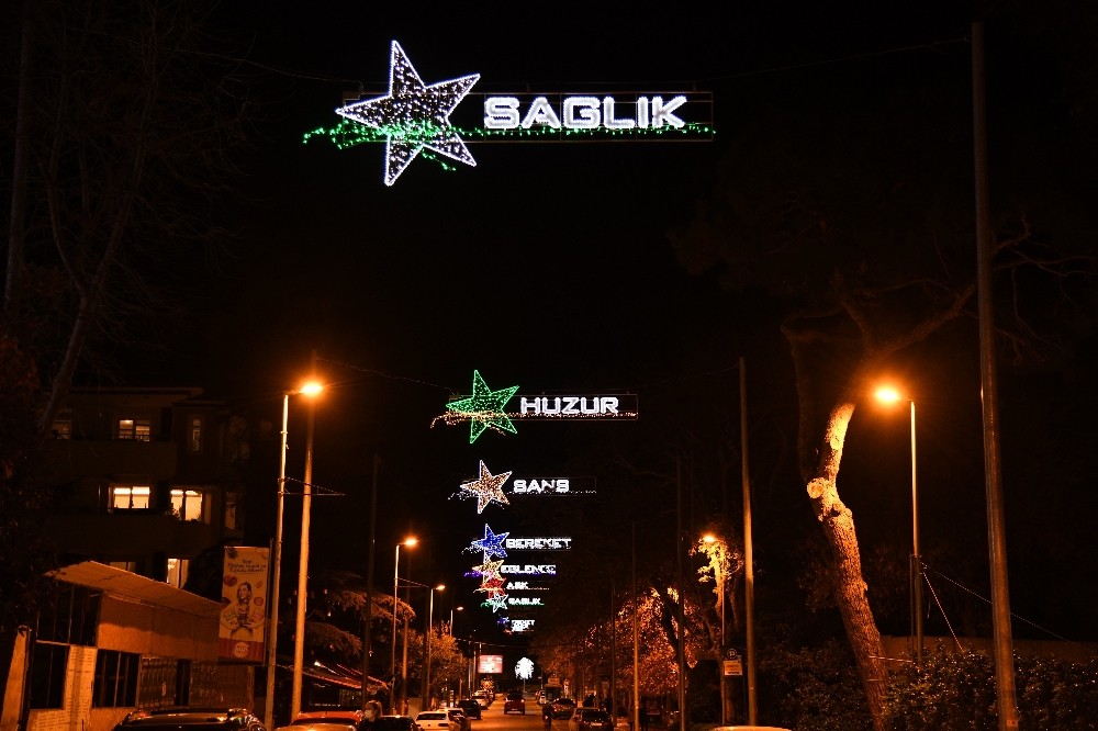 Kadıköy'de yeni yıl heyecanı! Pandemi sürecinde moral kaynağı oldu