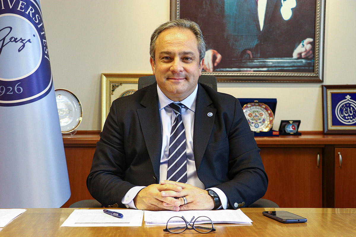 Ankara'da iki daireyi birleştirip halay çeken komşular birbirlerine koronavirüs bulaştırdı! 