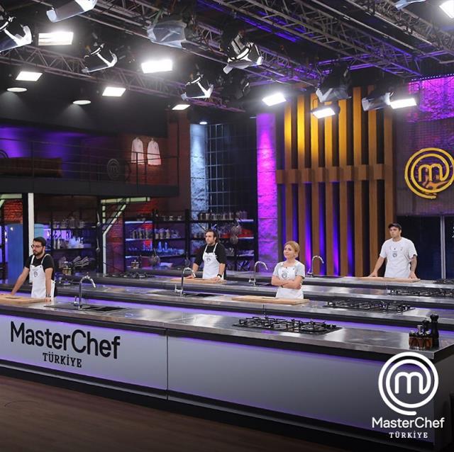 Mehmet Şef çıldırdı! Mastercheff'te Mehmet şef ve Barbaros birbirine girdi!