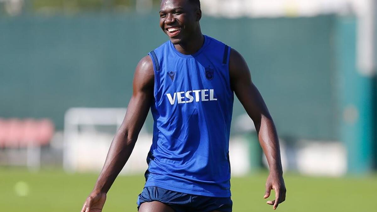 Trabzonspor'da hangi futbolcular neden kadro dışı bırakıldı?