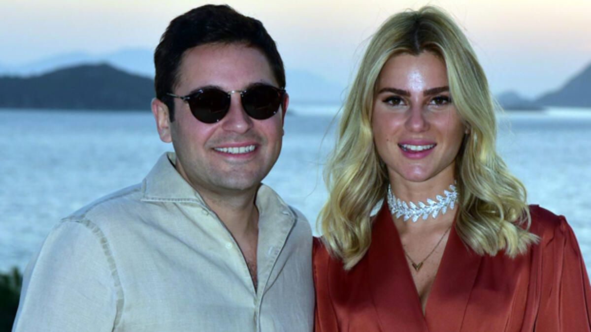 Hacı Sabancı Nazlı Kayı'yı istemeye gitti!