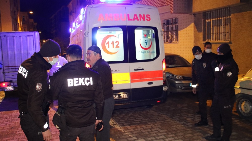 Elazığ’da kardeşini sokak ortasında silahla yaraladı! Ardından aracına binip kaçtı