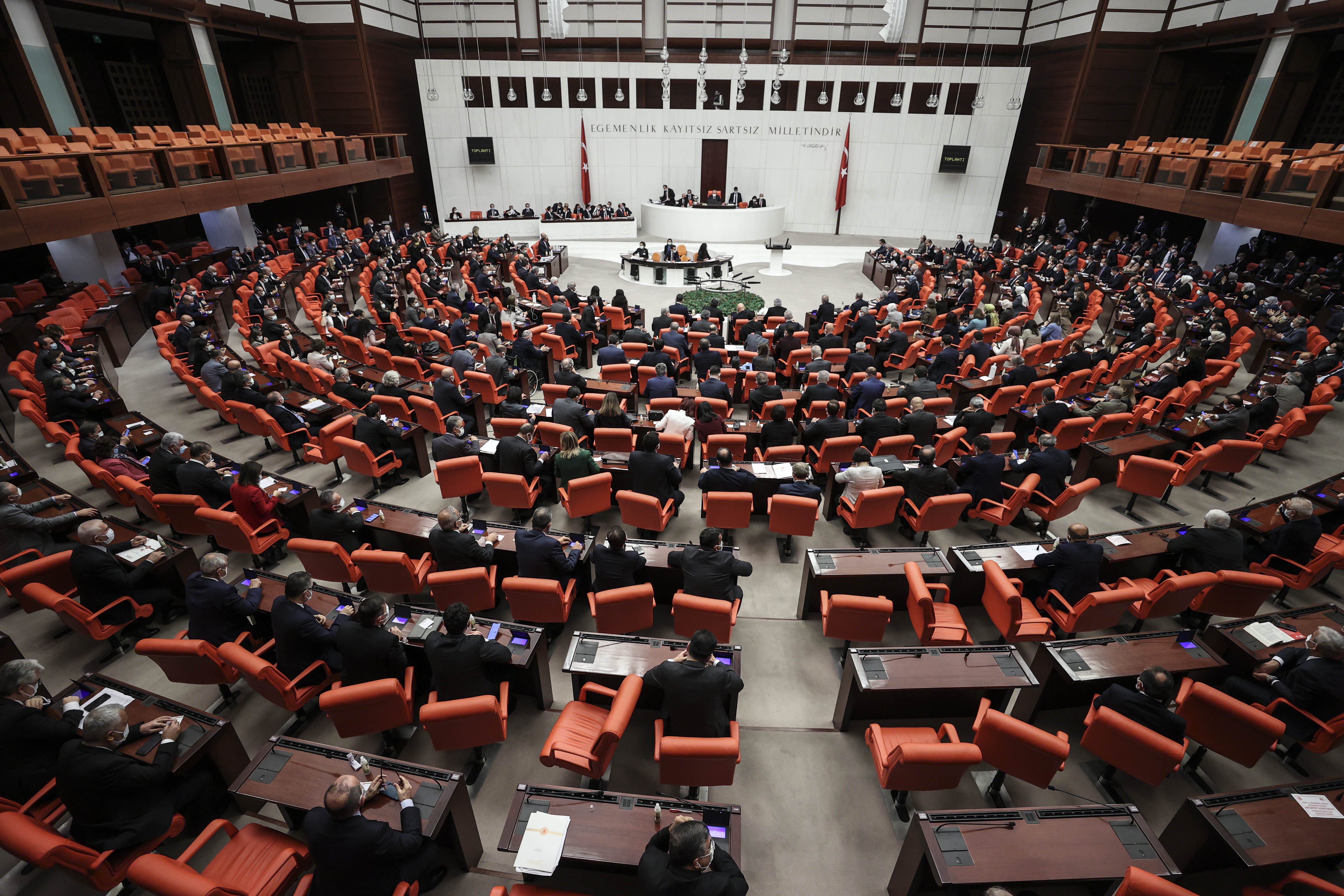12 günlük maraton sona erdi! 2021 yılı bütçesi TBMM'de kabul edildi 