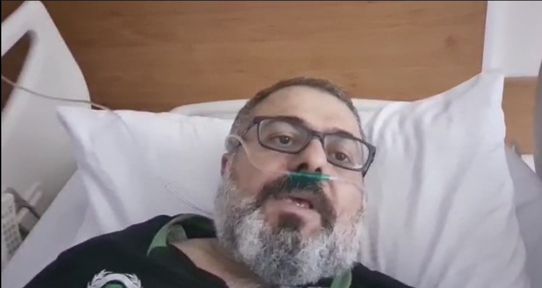 Ünlü şair yoğun bakımdan seslendi: Resmen katil oluyorsunuz. Yapmayın!