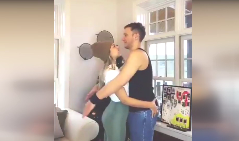 Edis ve Aybüke'den kalçaya şaplak atmalı ilginç TikTok paylaşımı