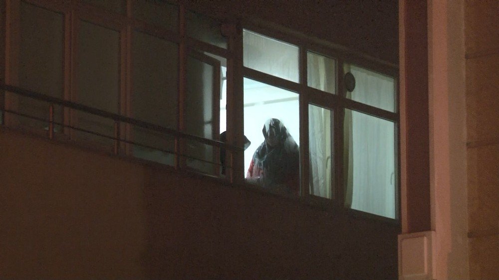 Daha 14 yaşındaydı: Kız çocuğu evinde ölü bulundu!