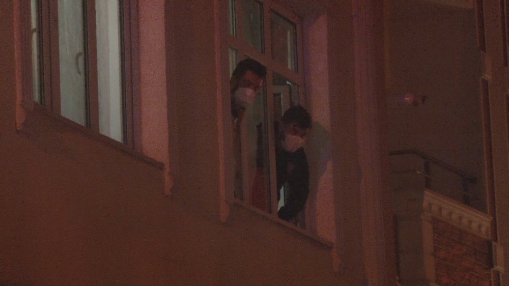 Daha 14 yaşındaydı: Kız çocuğu evinde ölü bulundu!