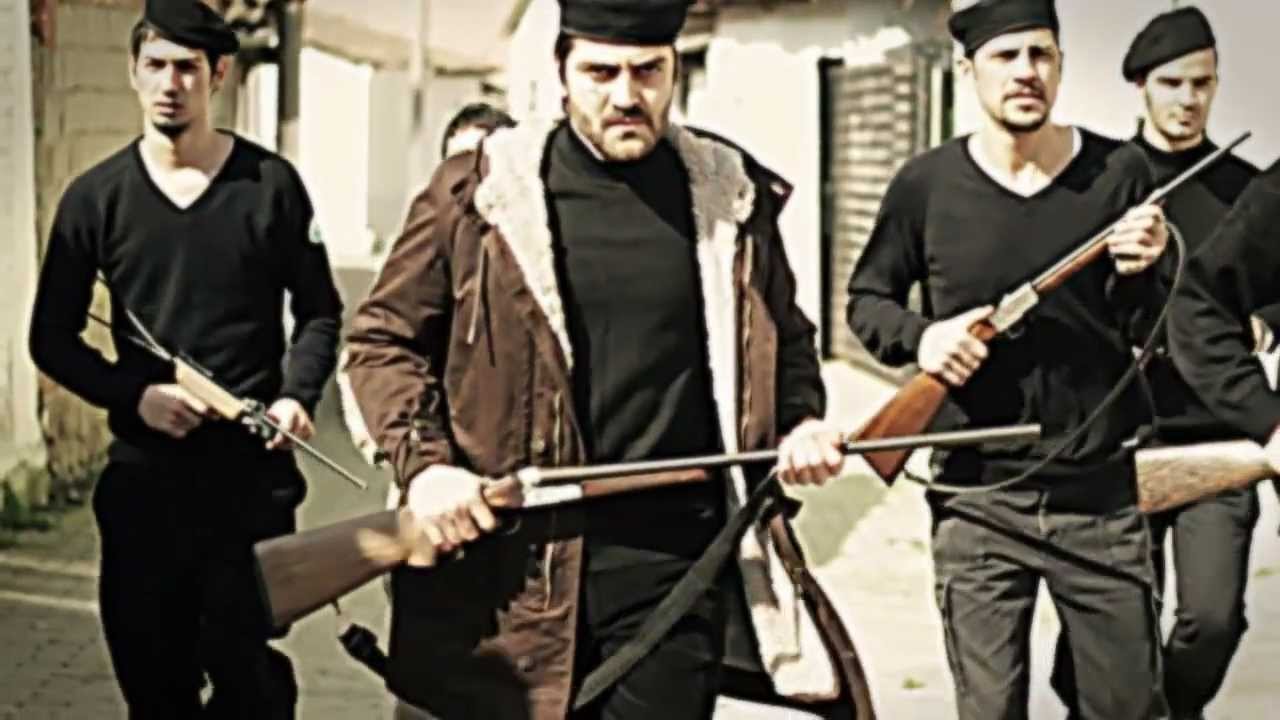 Bilim Kurulu Üyesi Prof. Dr. Necmi İlhan hayatını anlattı: Kanlı Noel'in kurbanlarından biriyim!