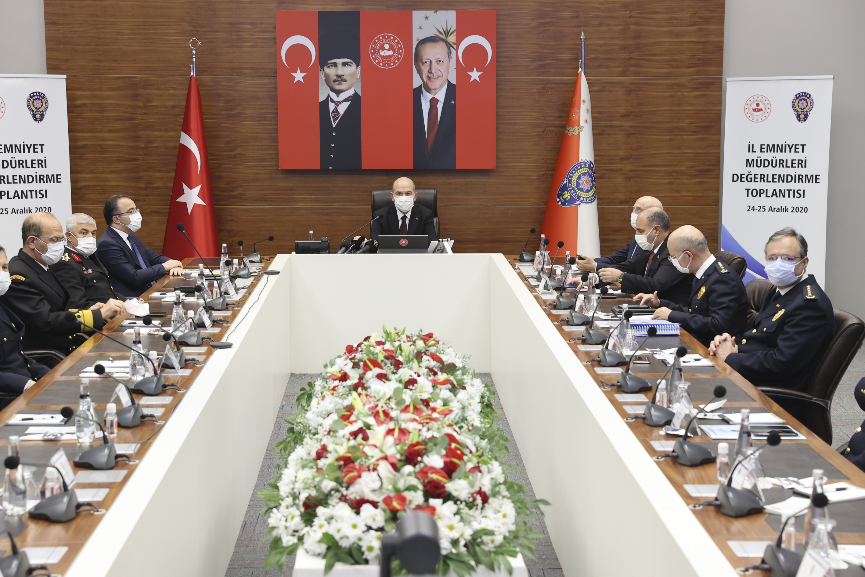 Son dakika... Bakan Soylu duyurdu: Yıldırım - Bestler 17 operasyonu başladı