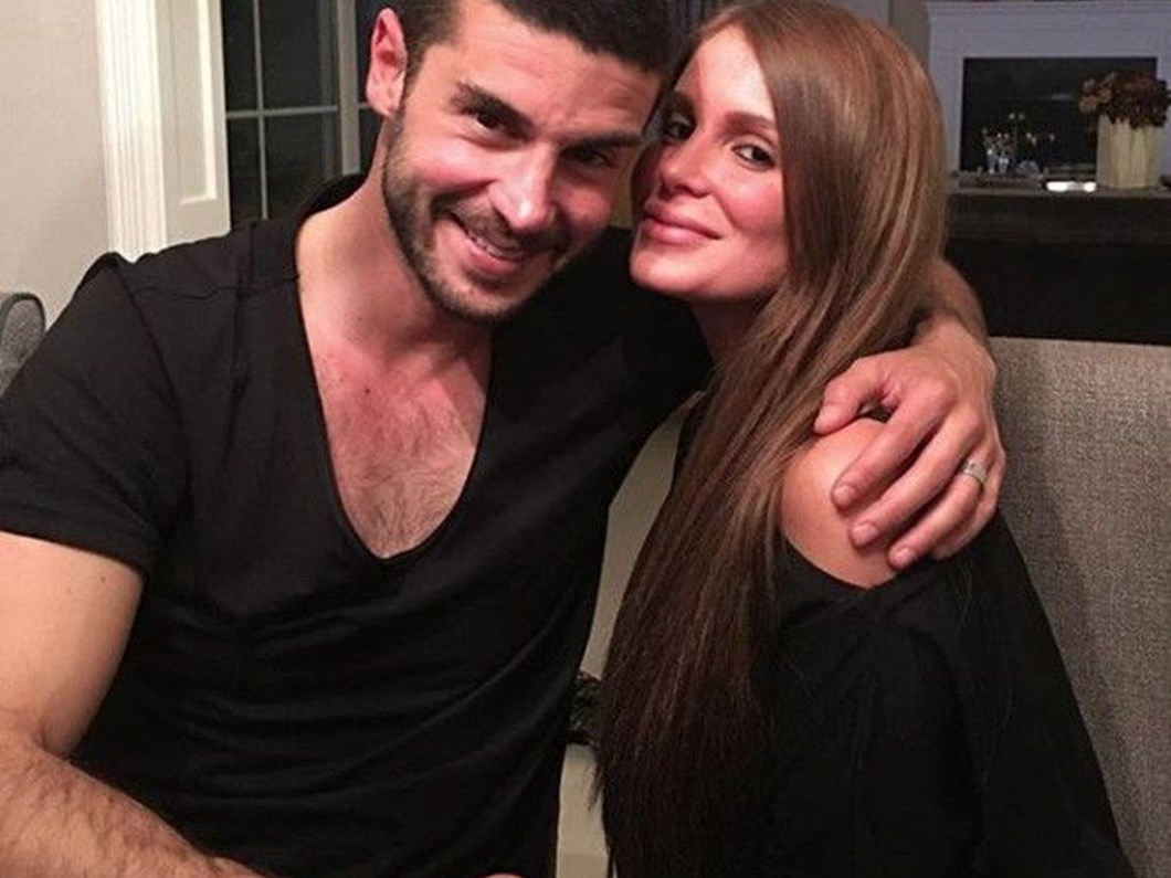 Berk Oktay hakkında şok iddia! 'Cinsiyet değiştirme operasyonu öncesi benimle ilişkiye girdi'