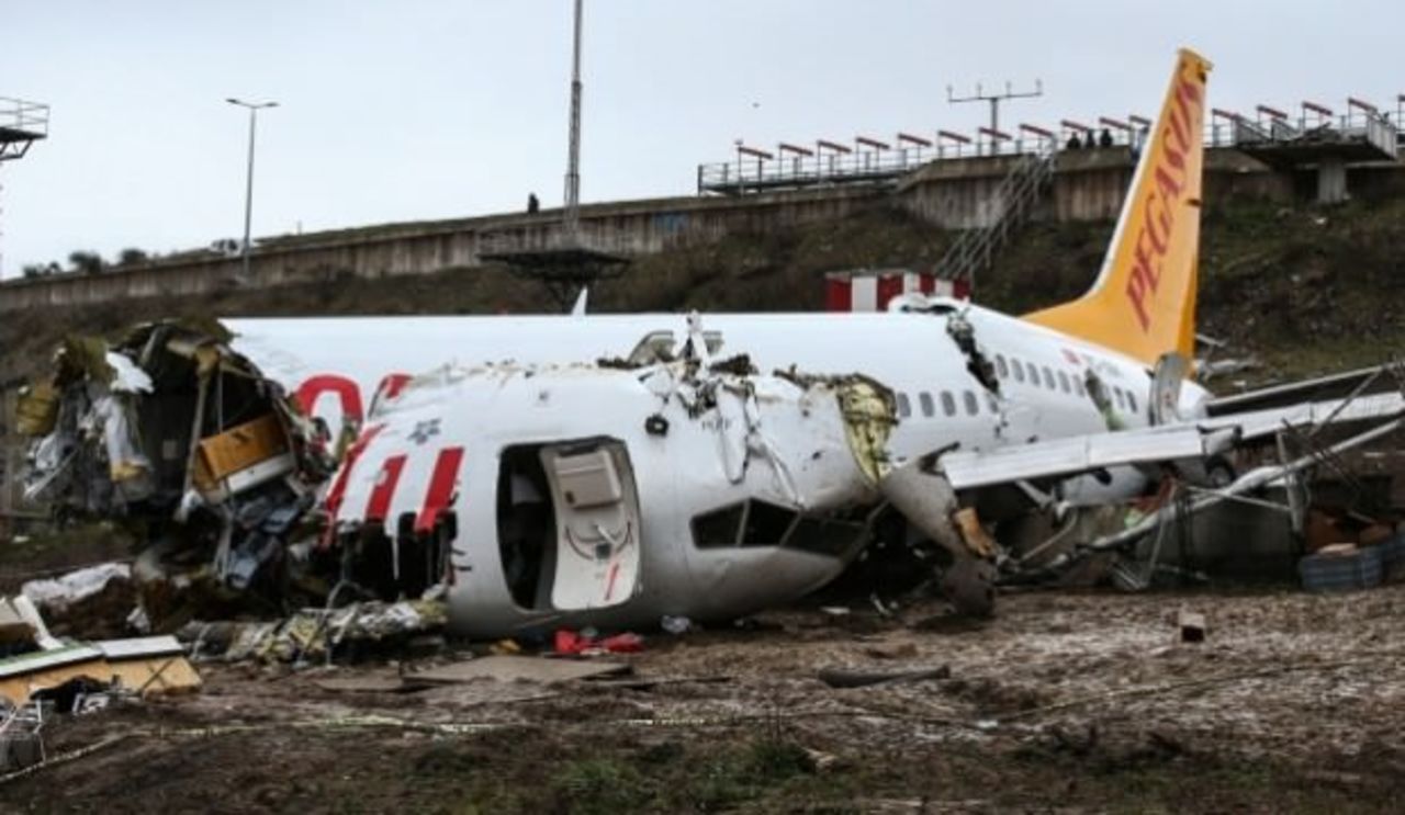 Son dakika haberi... Sabiha Gökçen Havalimanı'ndaki uçak kazasına ilişkin flaş gelişme: Bilirkişi raporu yayımlandı!