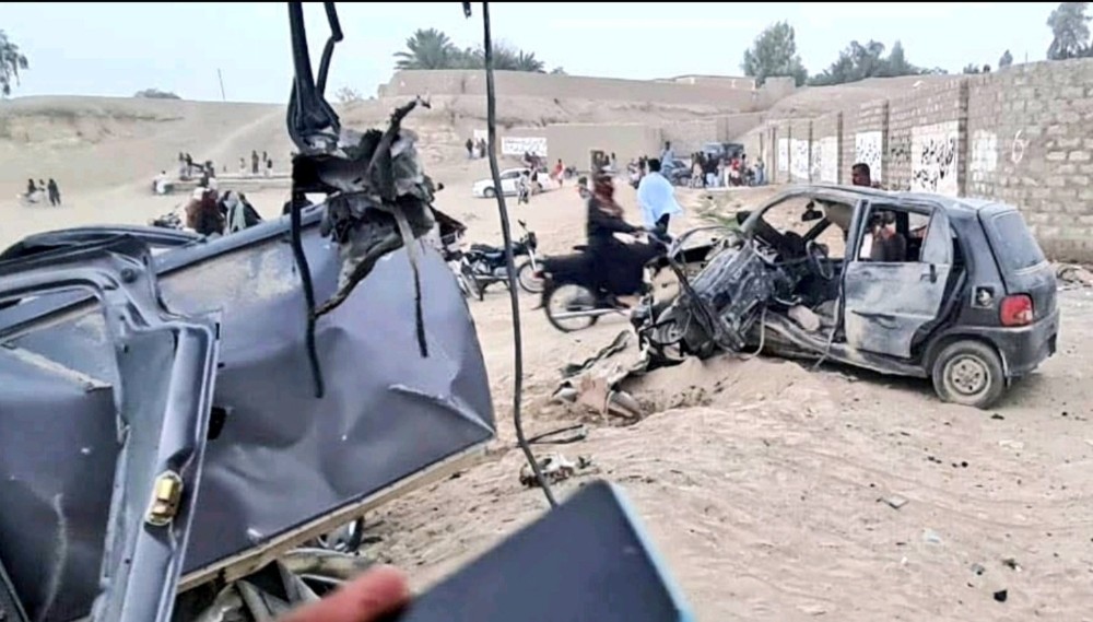 Pakistan’da patlama 2 ölü, 8 yaralı