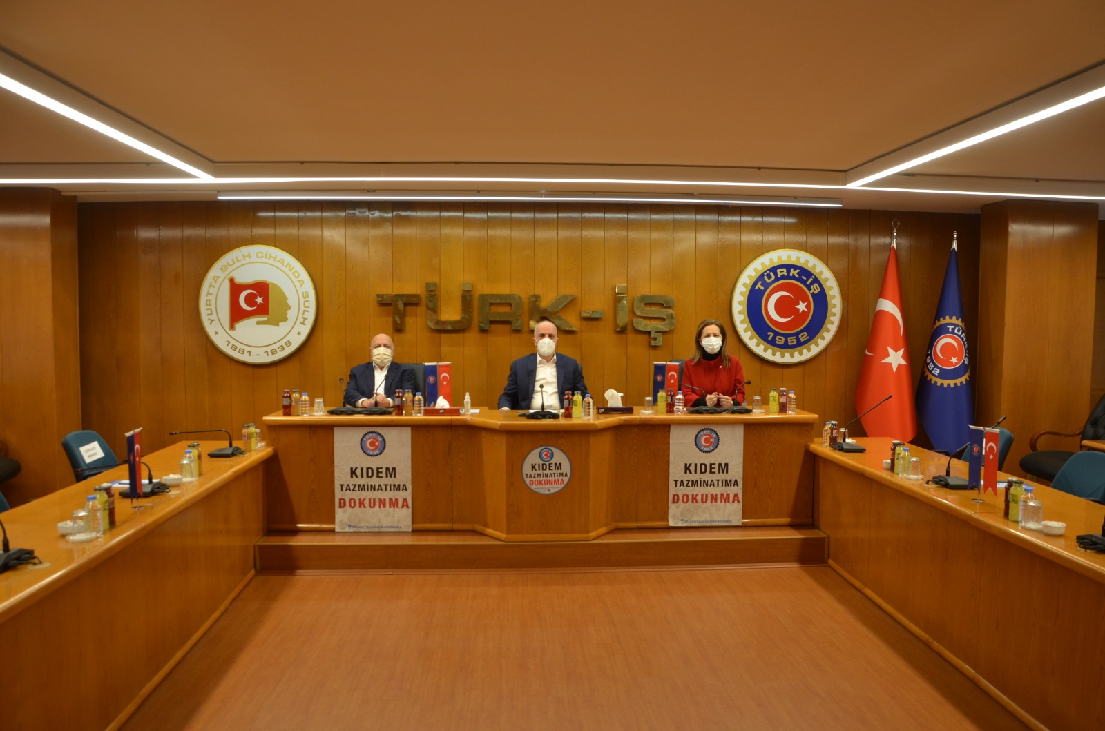 Milyonların beklediği an geldi! 2021 yılı asgari ücreti bugün belli oluyor