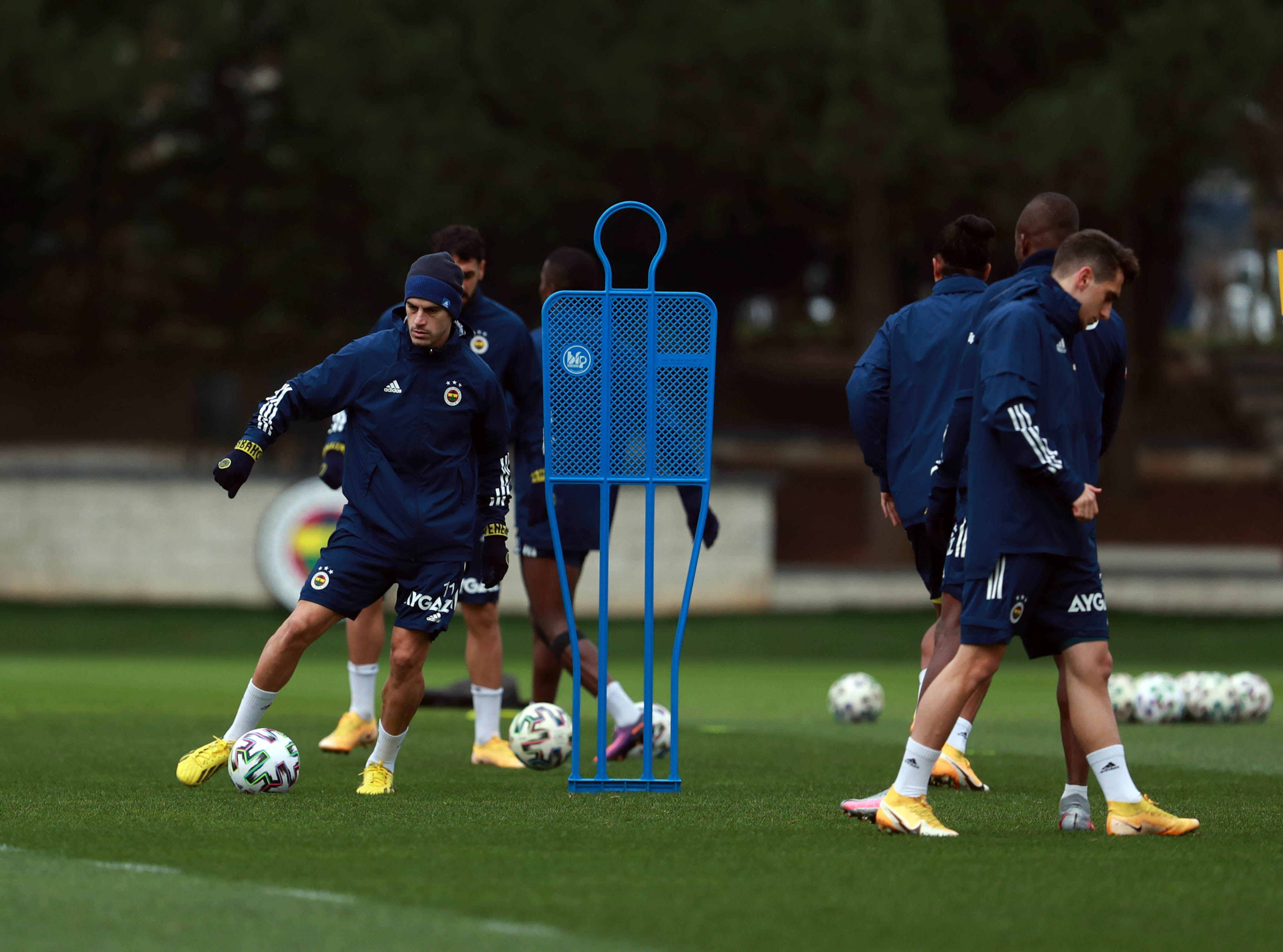 Fenerbahçe'de 5 futbolcu sakatlıklarını atlattı!