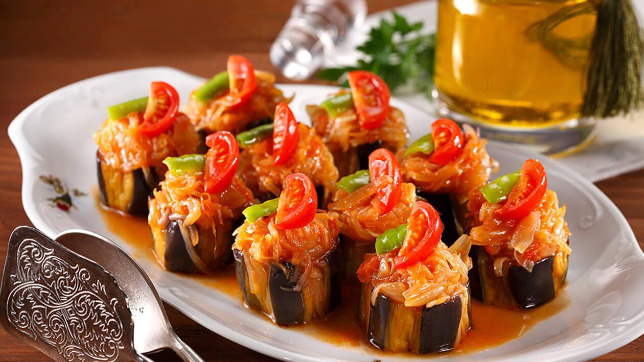 Gelinim Mutfakta İmam Bayıldı tarifi | İmam Bayıldı nasıl yapılır? Malzemeleri nelerdir?