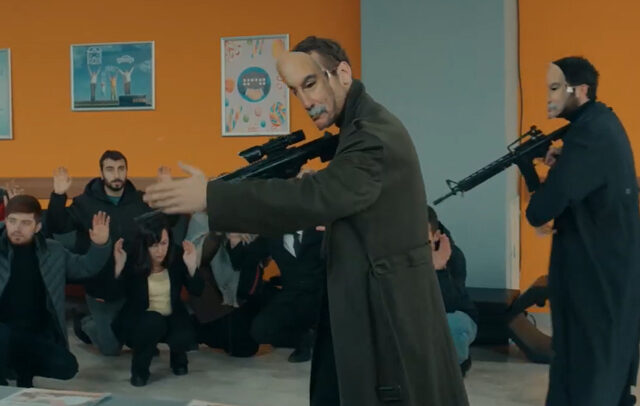 Çukur soygun sahnesi ile sosyal medyada gündem oldu! La Case de Papel dizisine gönderme!